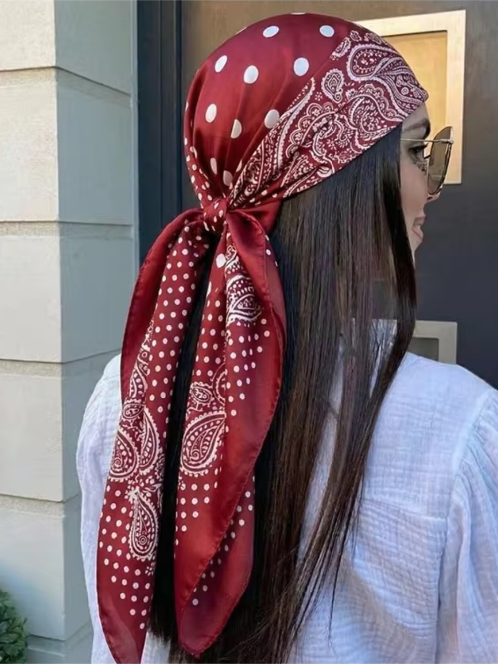 New Scarf in Red & White Like New